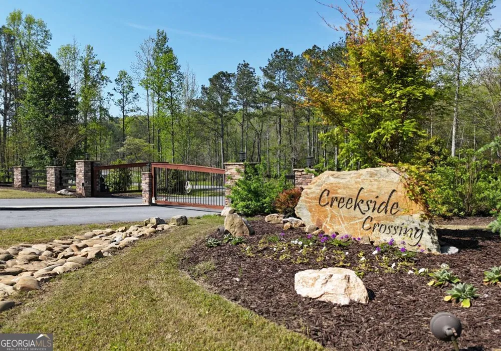 155 Shallow Water TRL Talking Rock, GA 30175
