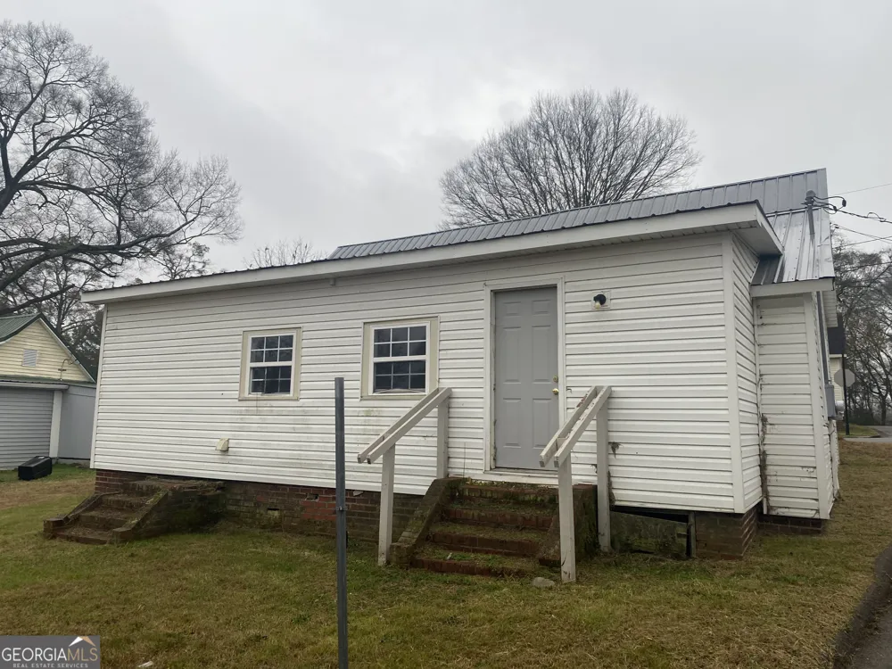 195 Seventh ST Trion, GA 30753
