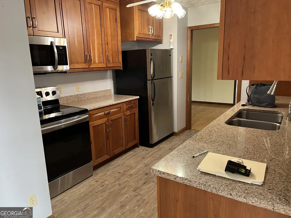 475 Davis RD SW Cave Spring, GA 30124