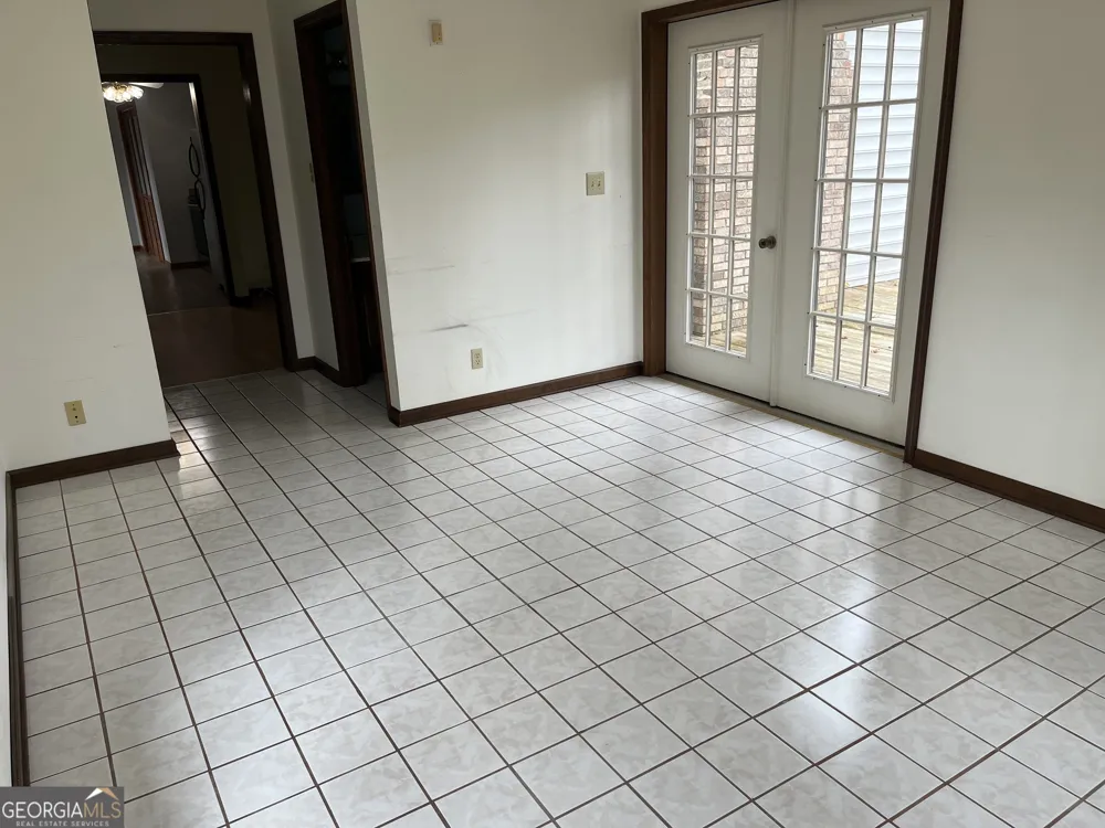 475 Davis RD SW Cave Spring, GA 30124