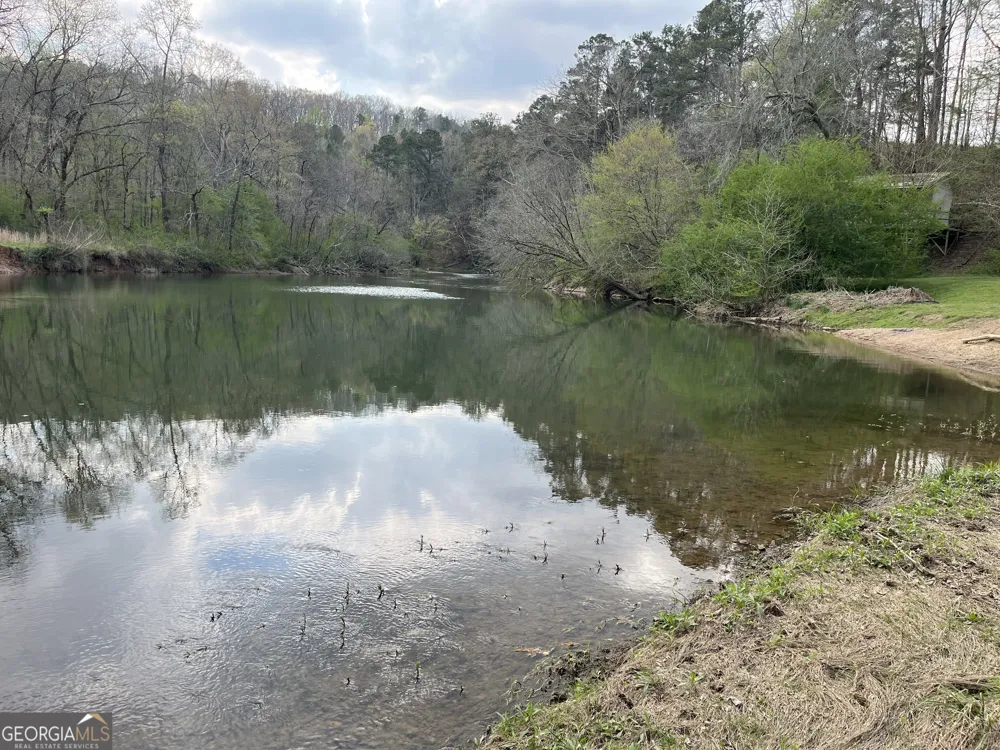 475 Davis RD SW Cave Spring, GA 30124