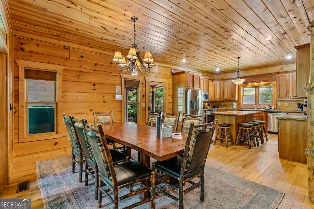 1082 Sunset RD Epworth, GA 30541