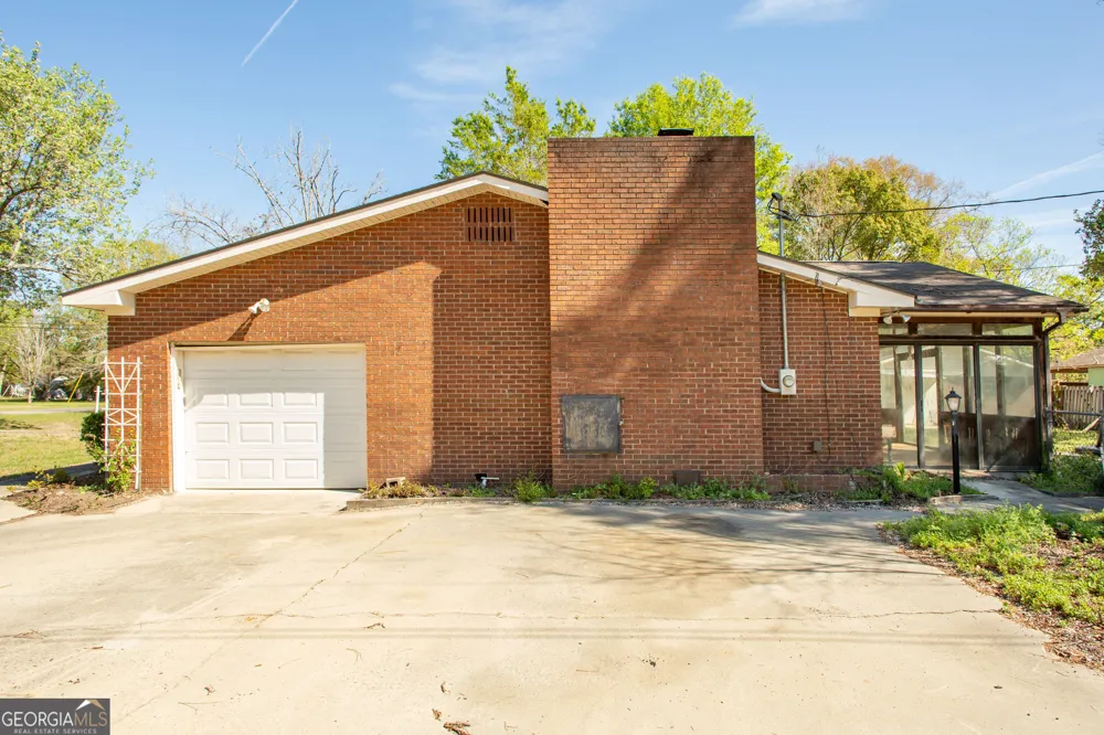 902 Stanton AVE Waycross, GA 31503
