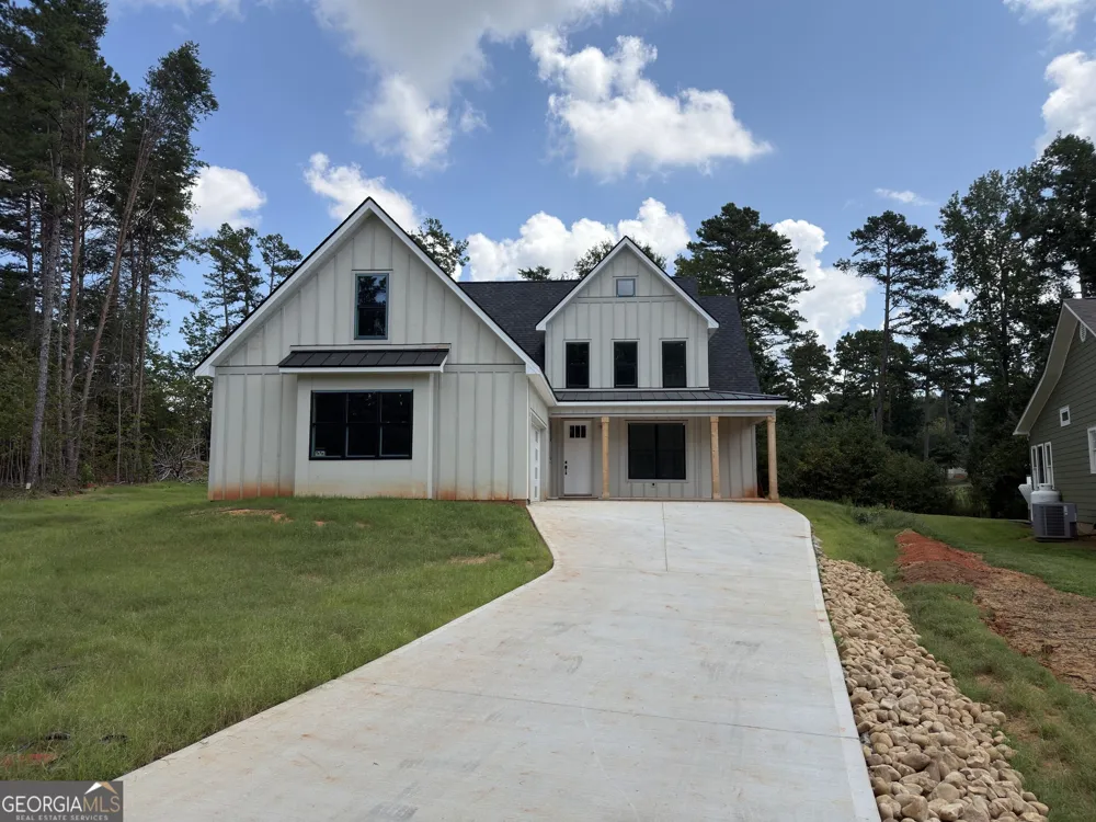 214 Bunker LN Westminster, SC 29693