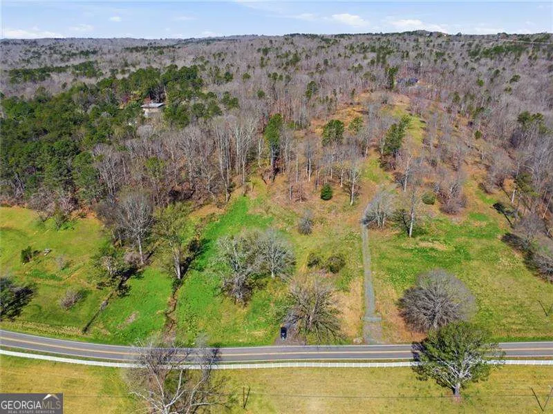 2201 Long RD Ball Ground, GA 30107