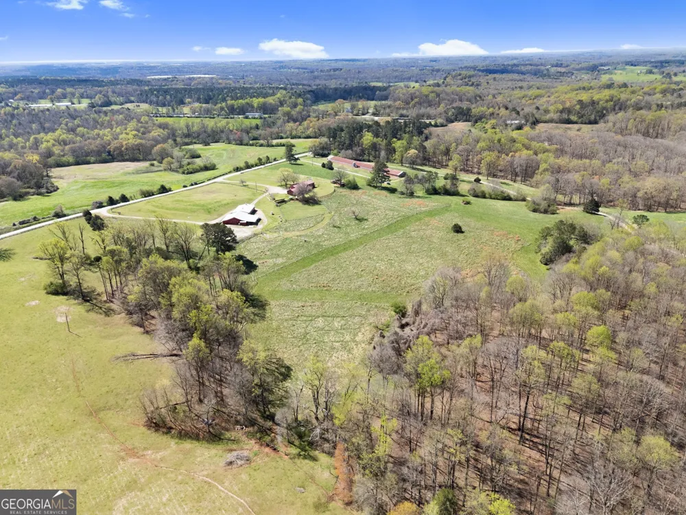 1646 Mitchell RD Maysville, GA 30558