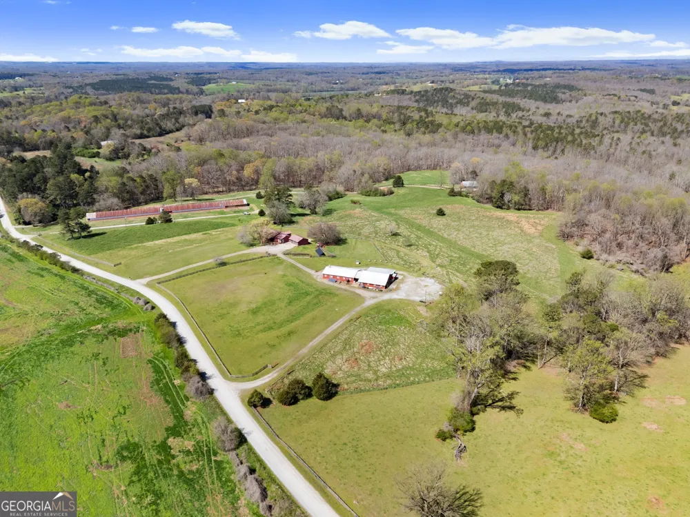 1646 Mitchell RD Maysville, GA 30558