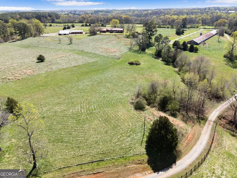 1646 Mitchell RD Maysville, GA 30558