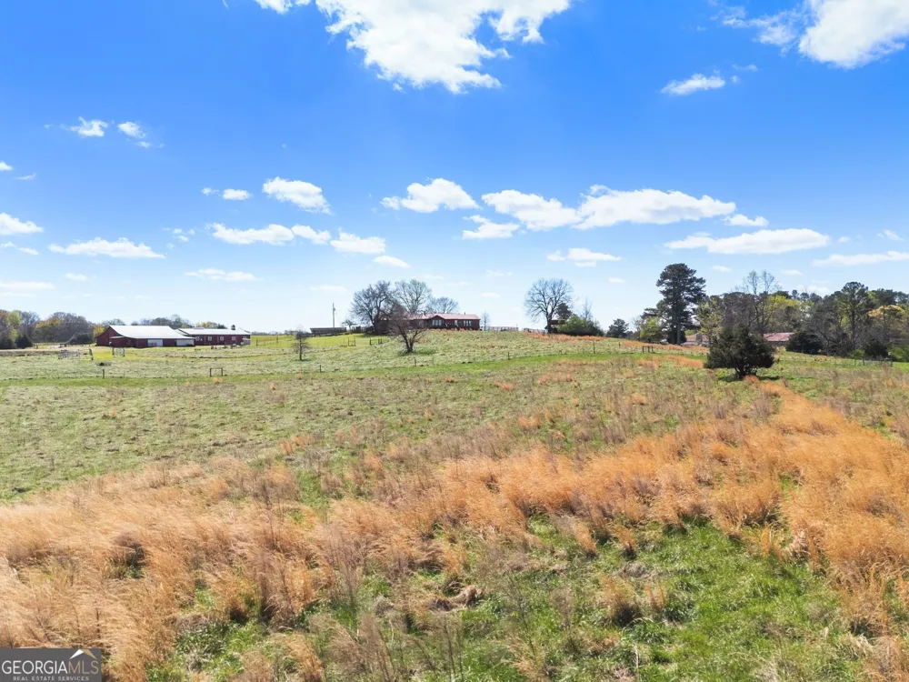 1646 Mitchell RD Maysville, GA 30558