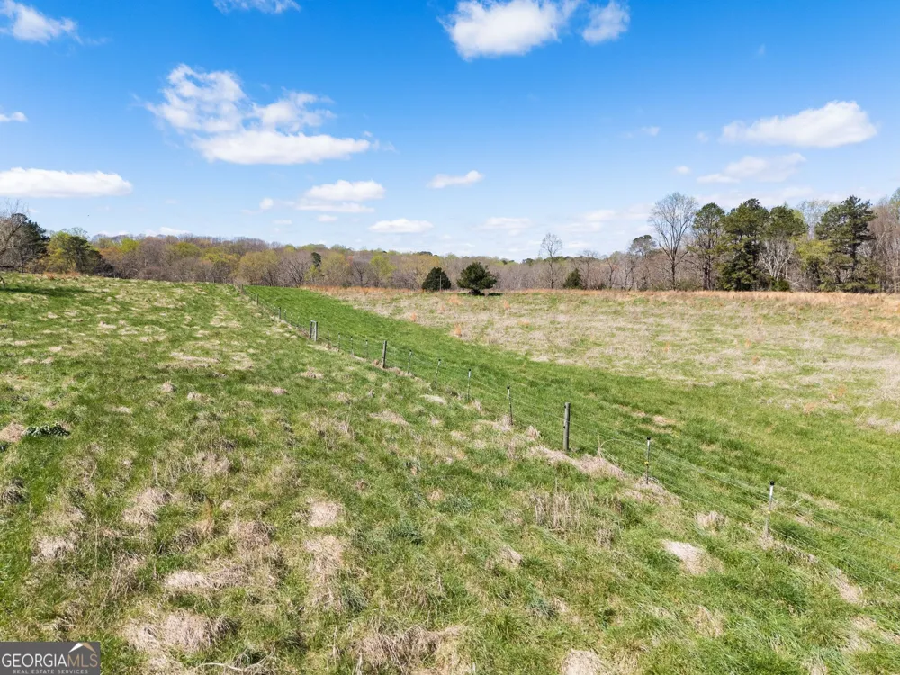 1646 Mitchell RD Maysville, GA 30558