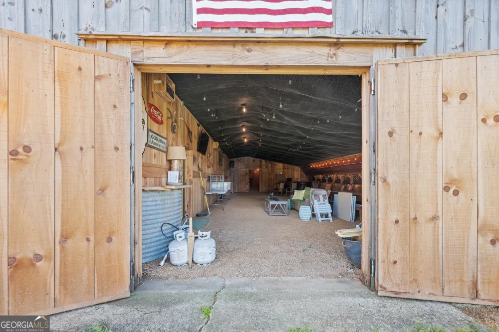 1646 Mitchell RD Maysville, GA 30558