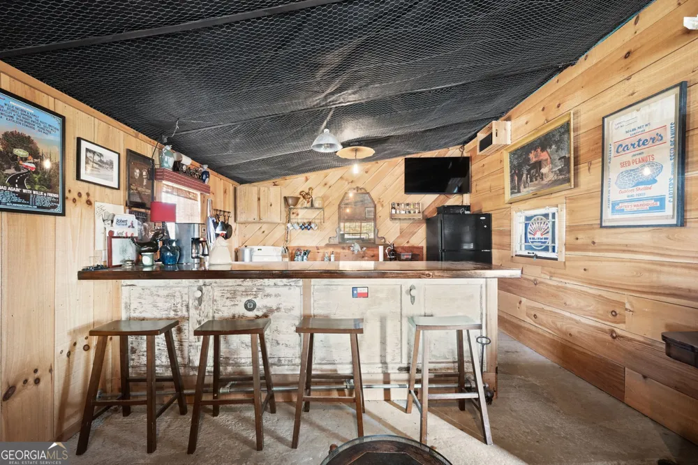 1646 Mitchell RD Maysville, GA 30558