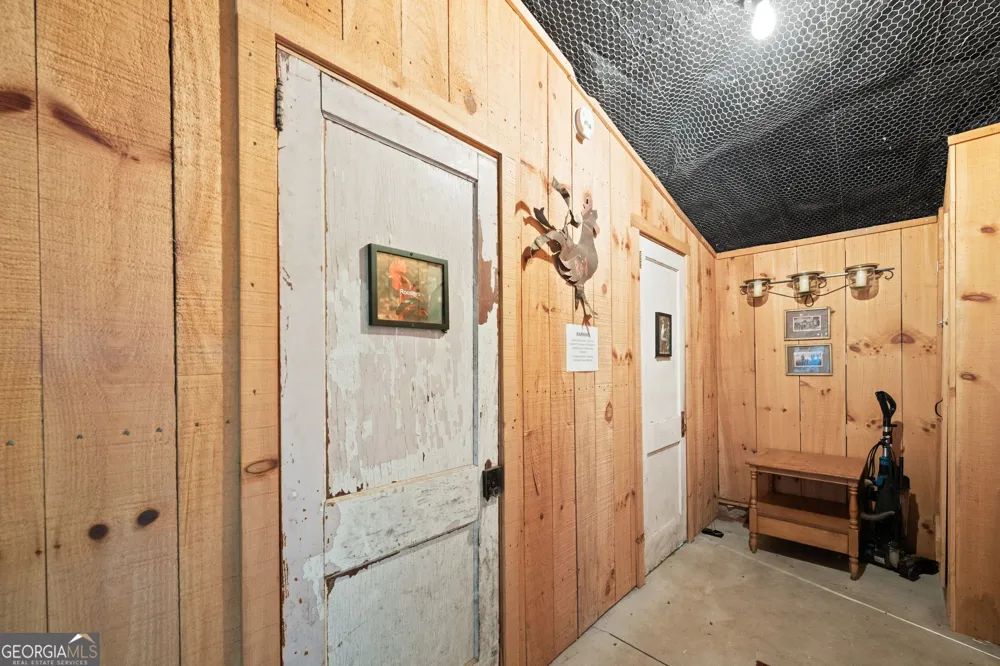 1646 Mitchell RD Maysville, GA 30558