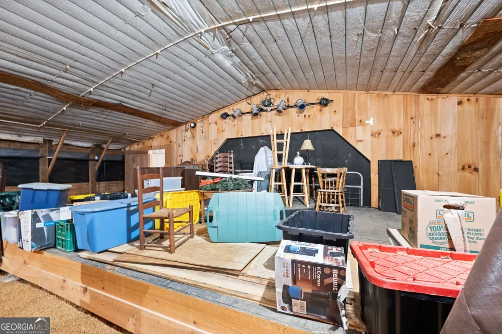1646 Mitchell RD Maysville, GA 30558