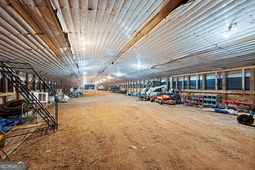 1646 Mitchell RD Maysville, GA 30558