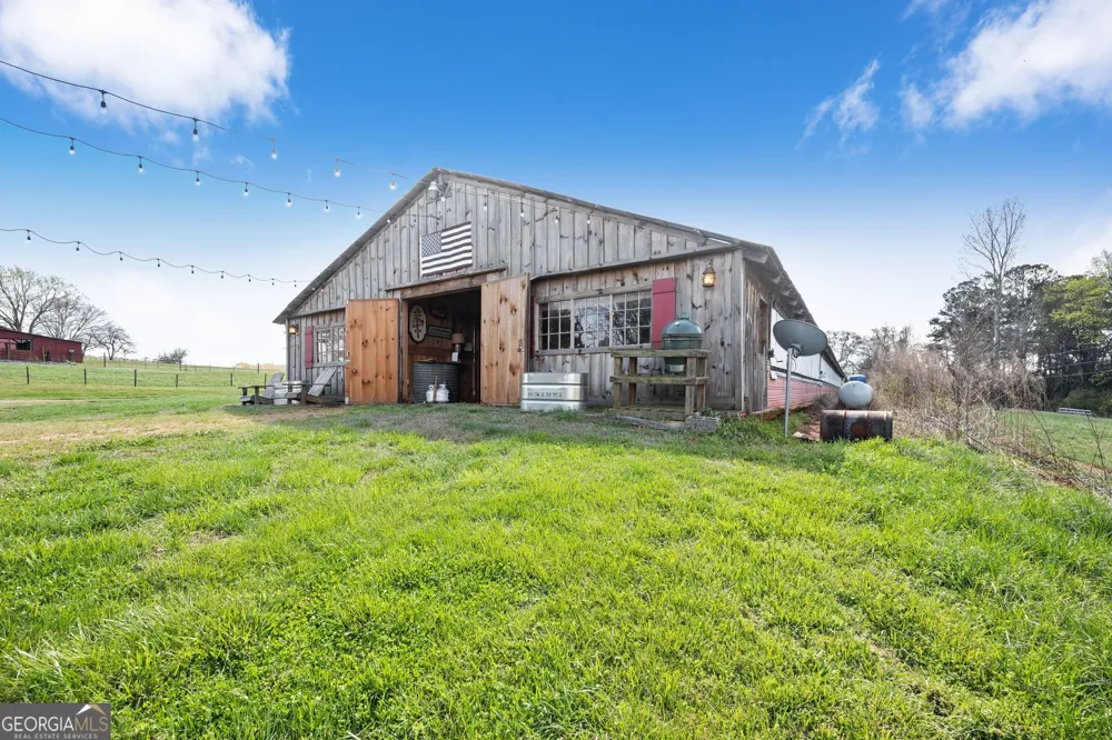 1646 Mitchell RD Maysville, GA 30558
