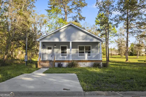 54 SW Pear ST