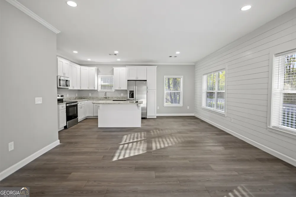 54 SW Pear ST Ludowici, GA 31316