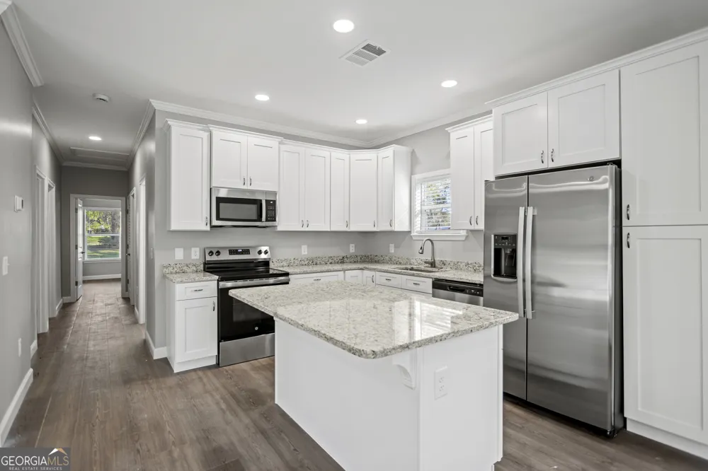 54 SW Pear ST Ludowici, GA 31316