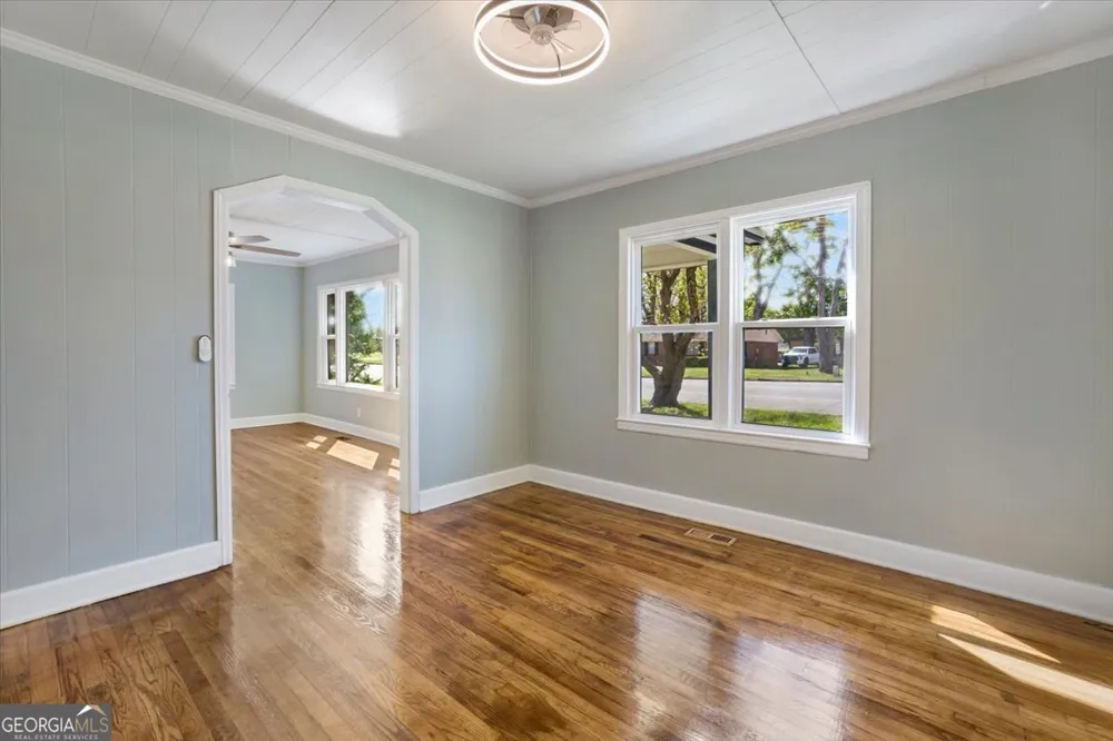 360 N Lewis ST Metter, GA 30439