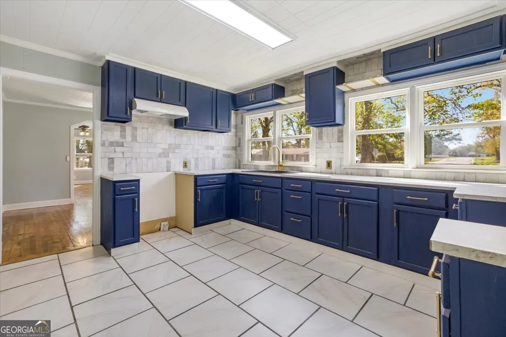 360 N Lewis ST Metter, GA 30439