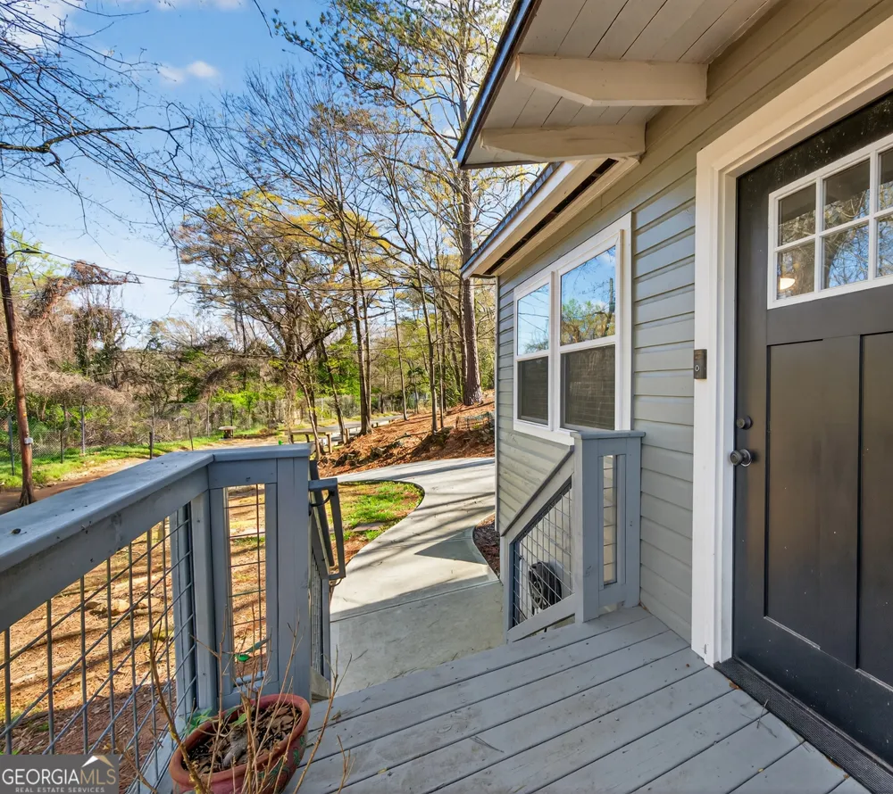 171 W Carver DR Athens, GA 30601