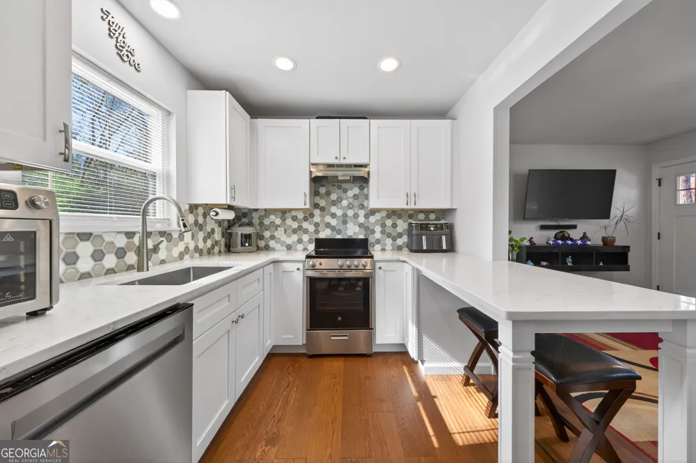 171 W Carver DR Athens, GA 30601
