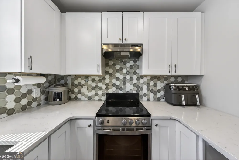 171 W Carver DR Athens, GA 30601