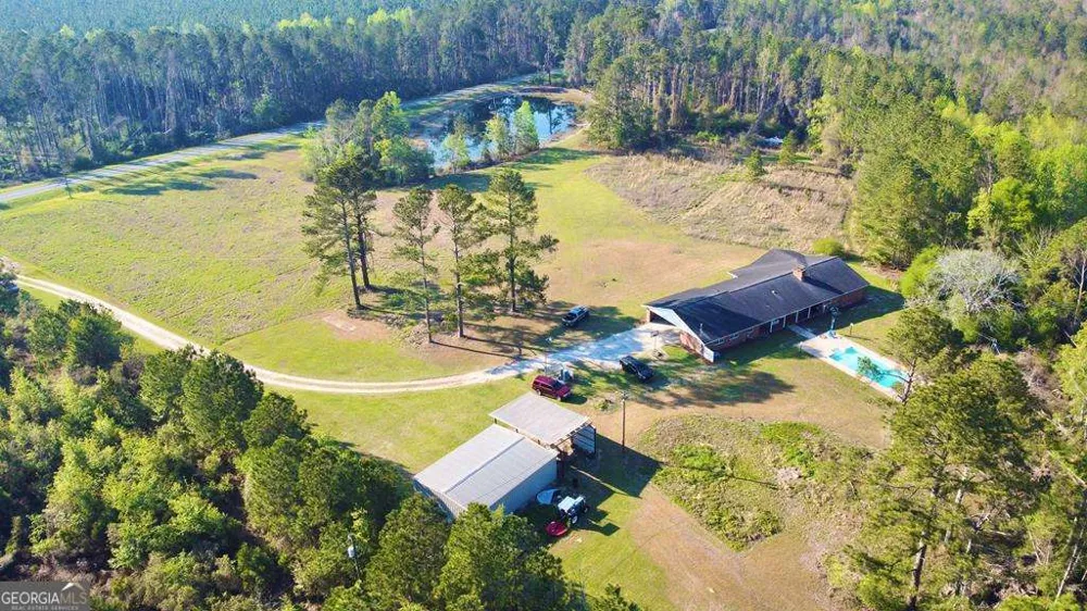 1881 Bell Telephone RD Hazlehurst, GA 31539