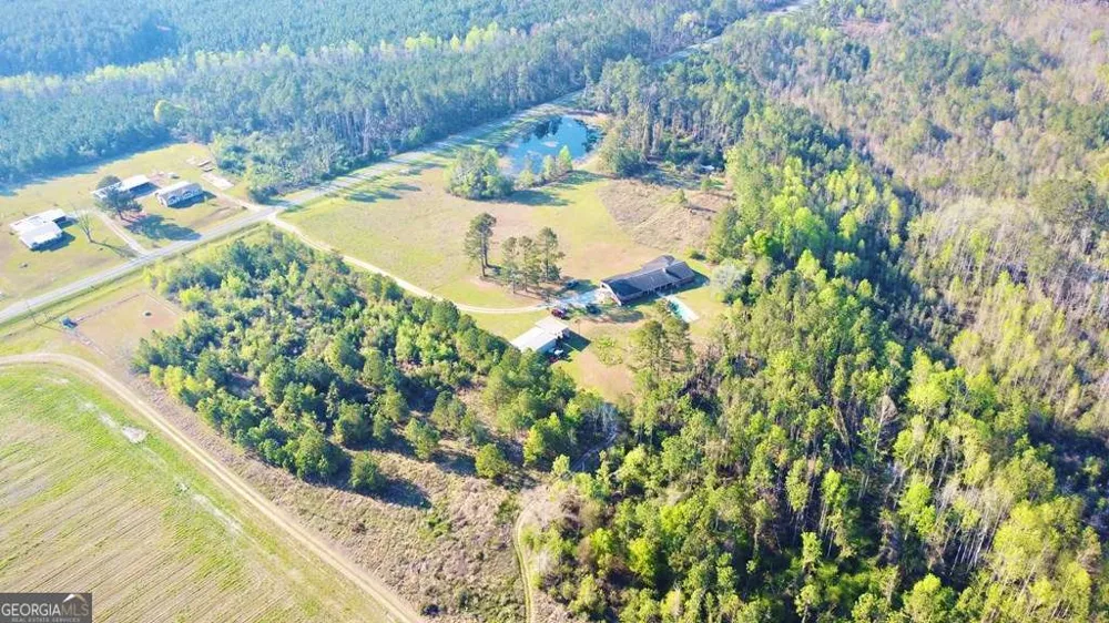 1881 Bell Telephone RD Hazlehurst, GA 31539
