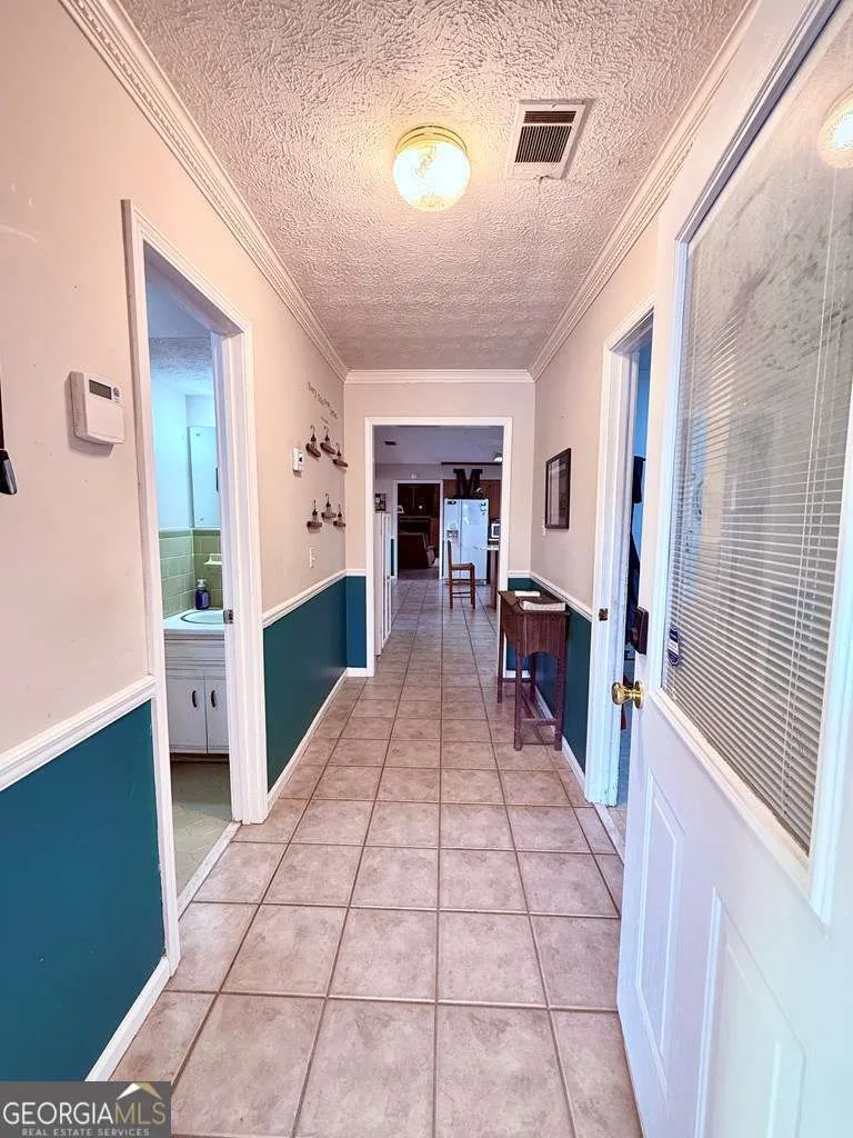 1881 Bell Telephone RD Hazlehurst, GA 31539