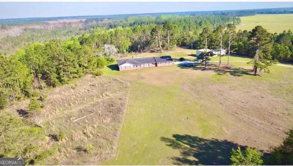 1881 Bell Telephone RD Hazlehurst, GA 31539