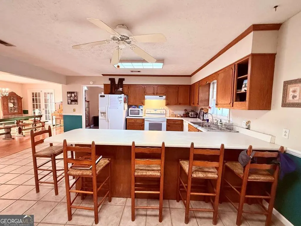 1881 Bell Telephone RD Hazlehurst, GA 31539