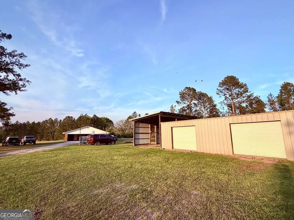 1881 Bell Telephone RD Hazlehurst, GA 31539
