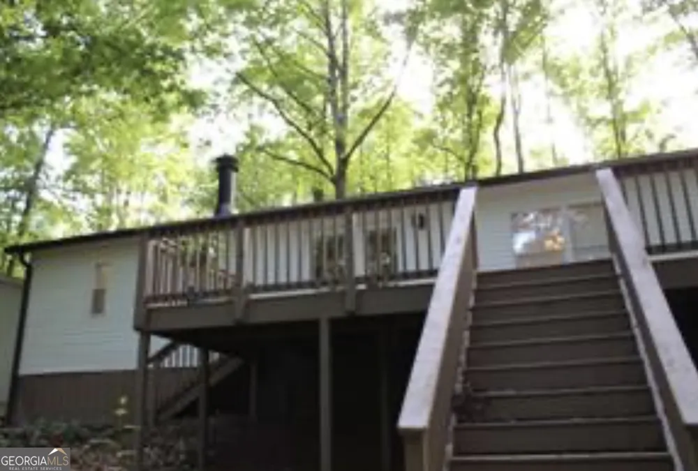 576 Nichols RD Pendergrass, GA 30567