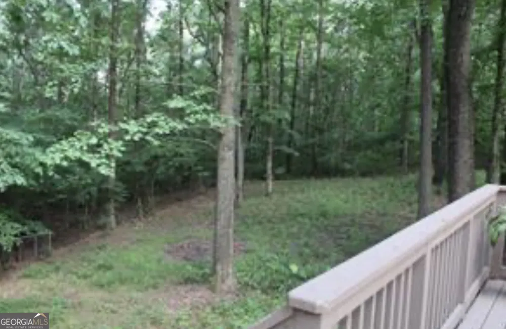 576 Nichols RD Pendergrass, GA 30567