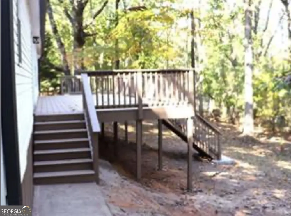 576 Nichols RD Pendergrass, GA 30567