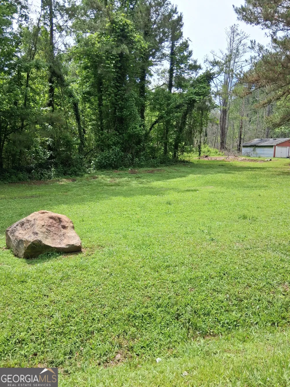 2067 SW Ebenezer RD Conyers, GA 30094