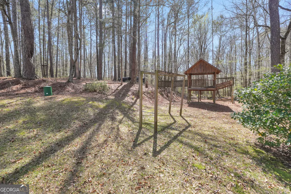 404 Blue Store RD Forsyth, GA 31029