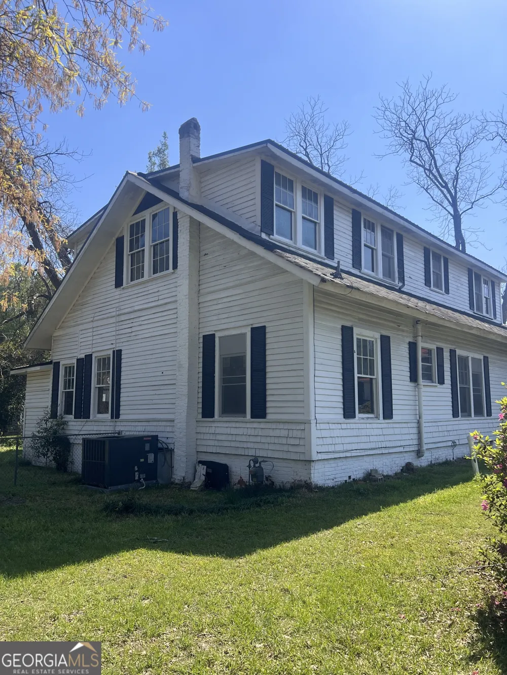 215 Bethel ST Eastman, GA 31023