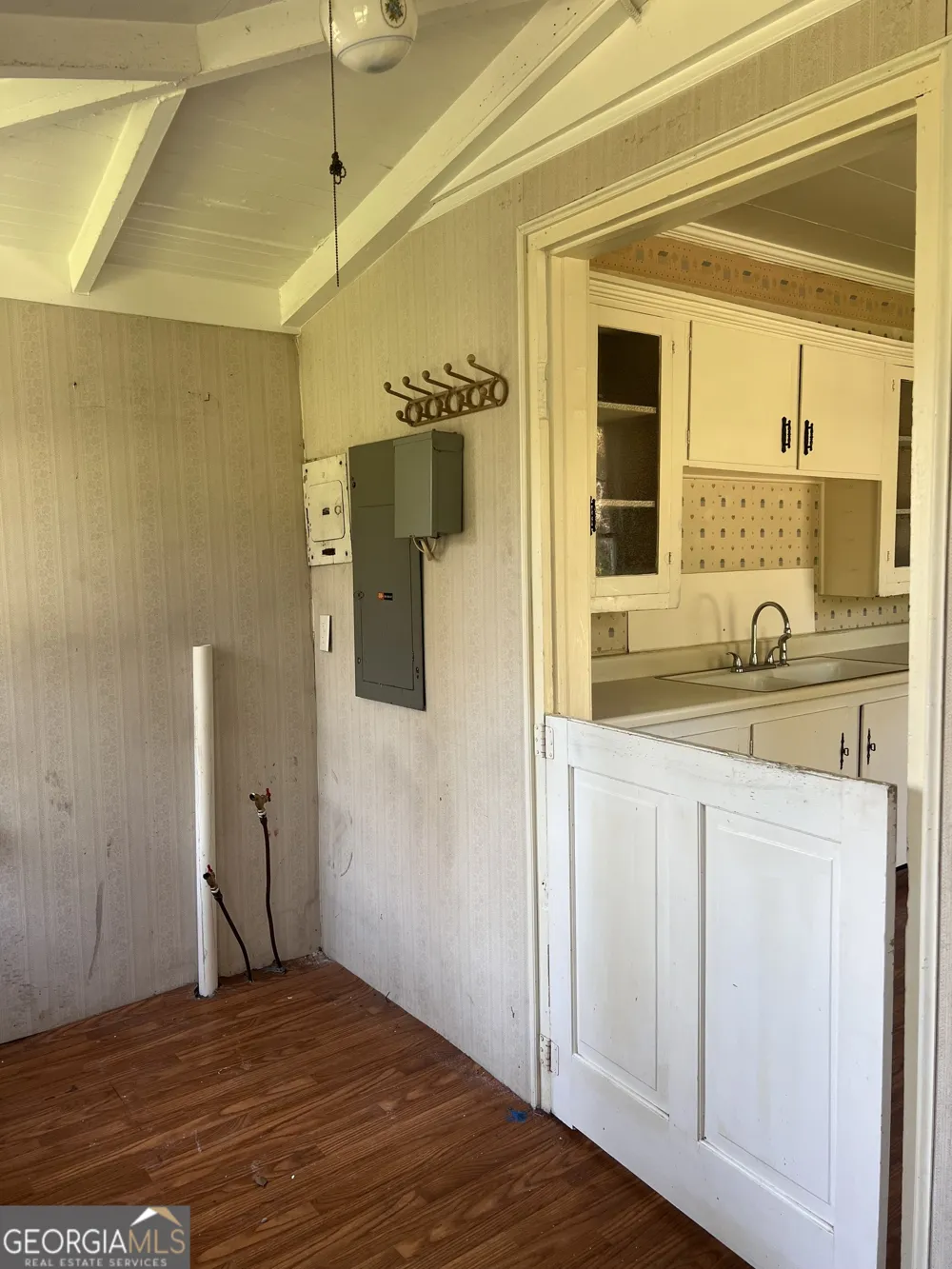 215 Bethel ST Eastman, GA 31023