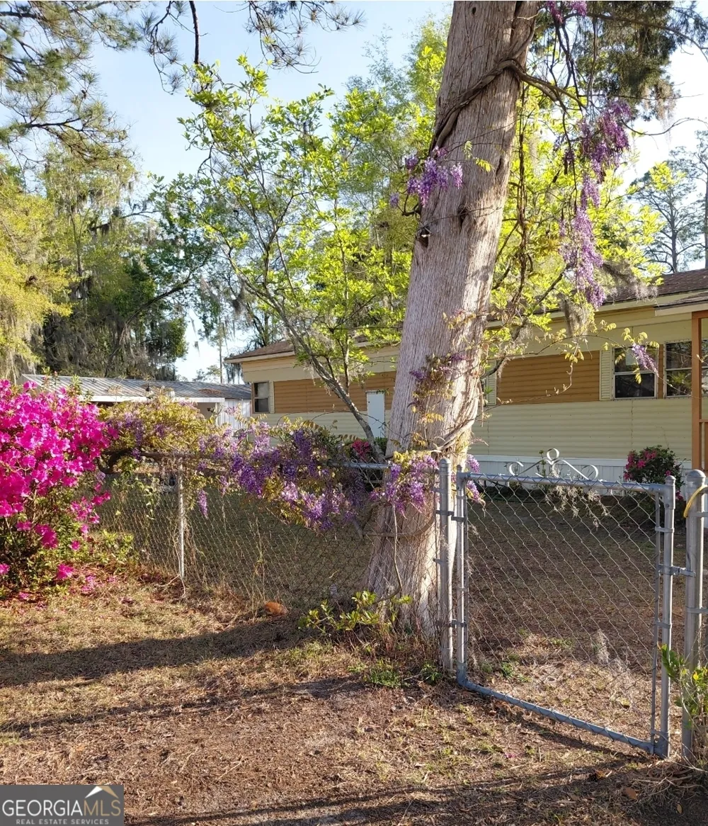 20 Gibson ST Folkston, GA 31537