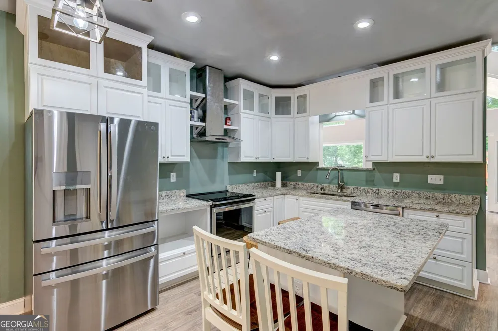 1010 Lakeland DR Toccoa, GA 30577