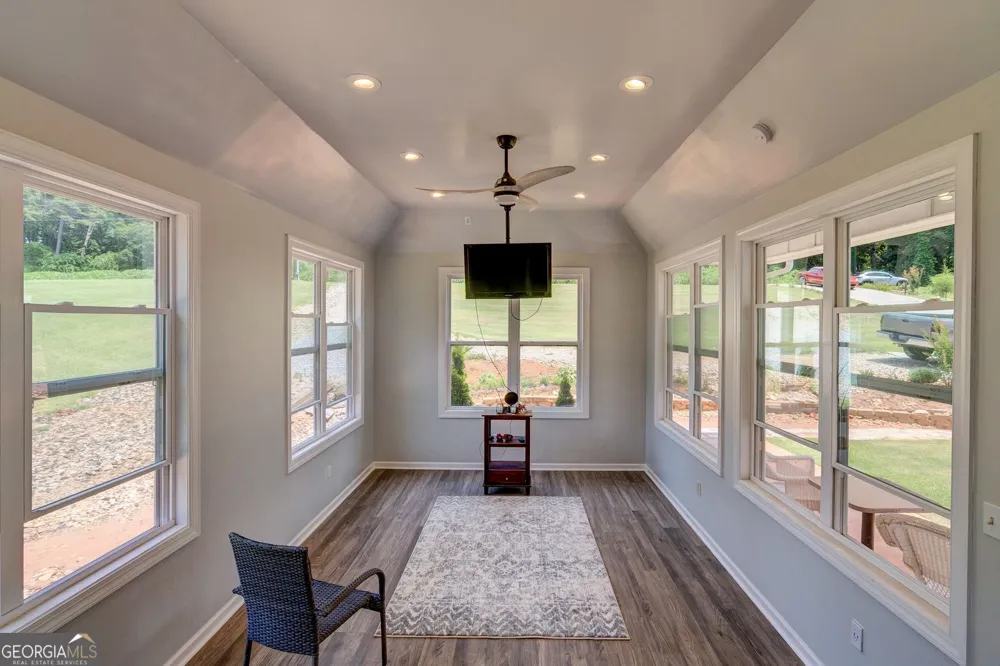 1010 Lakeland DR Toccoa, GA 30577