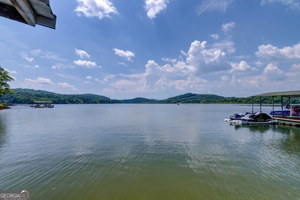 1010 Lakeland DR Toccoa, GA 30577