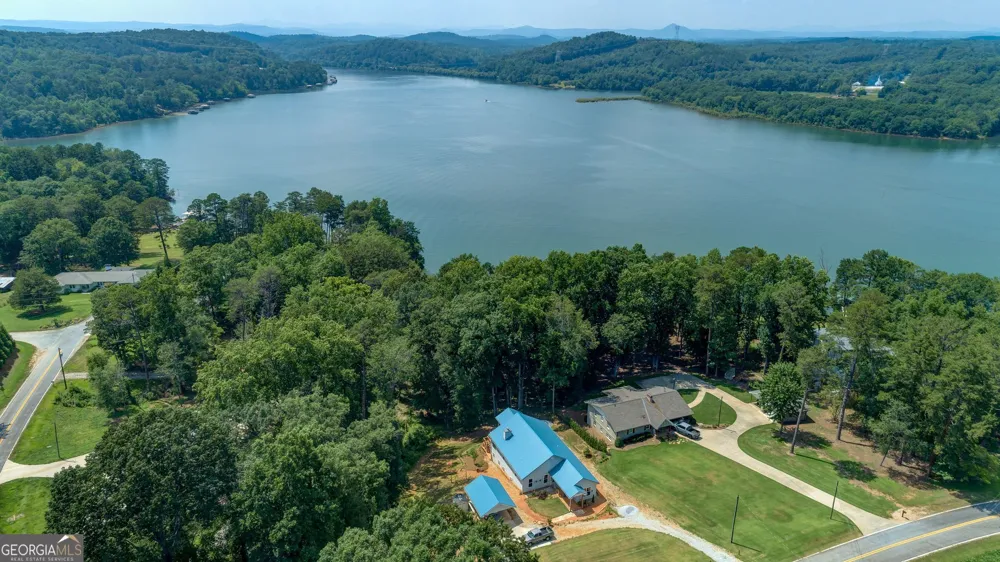 1010 Lakeland DR Toccoa, GA 30577