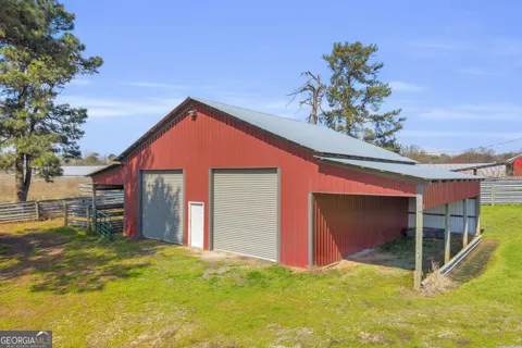 228 W Main ST