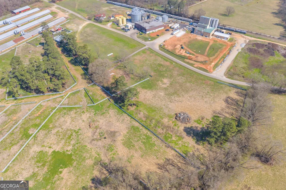 228 W Main ST Bowersville, GA 30516