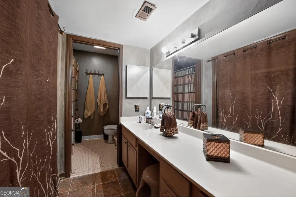68 Montre SQ NW Atlanta, GA 30327
