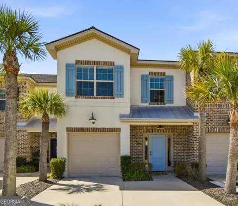 203 Mariners CIR